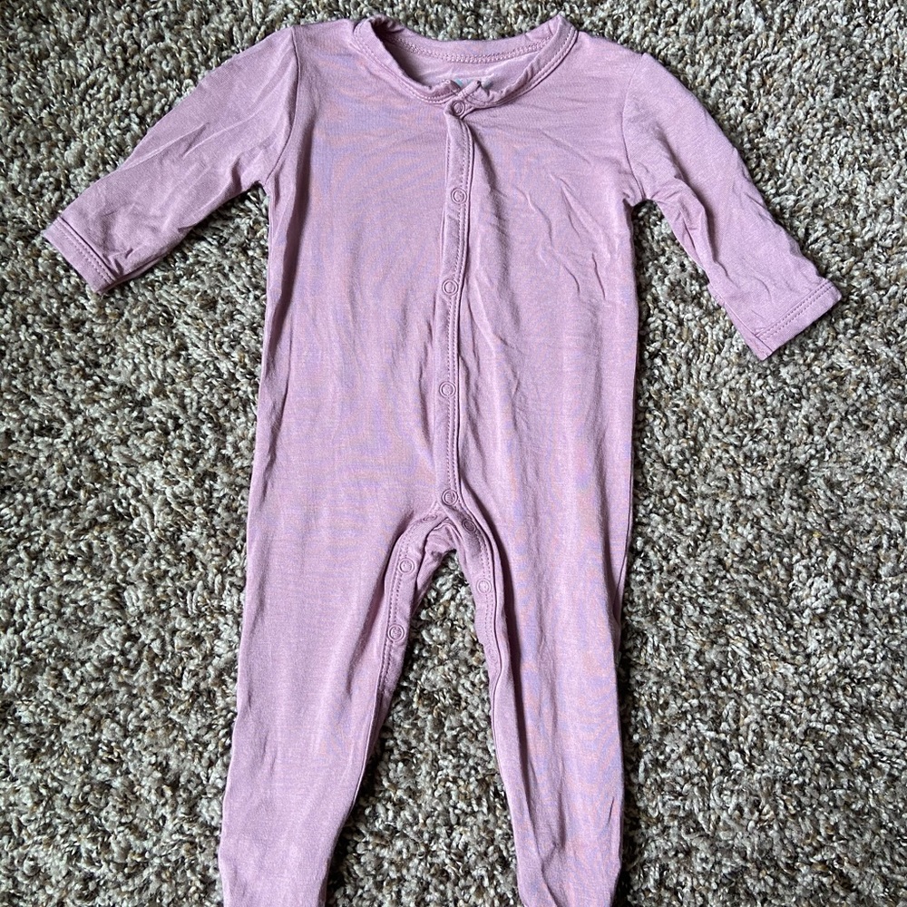 Mulberry snap footie
